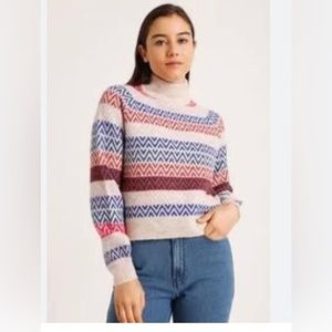 NWOT- Extremely soft/trendy sweater.